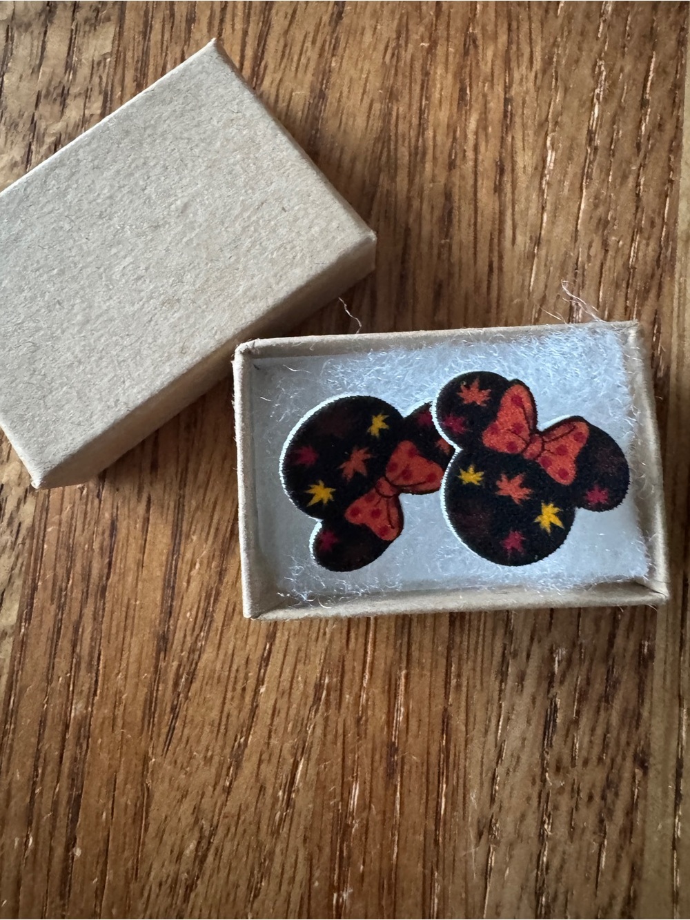 New Autumn Minnie Mouse Fall Leaves Stud Earrings | Disney Inspired